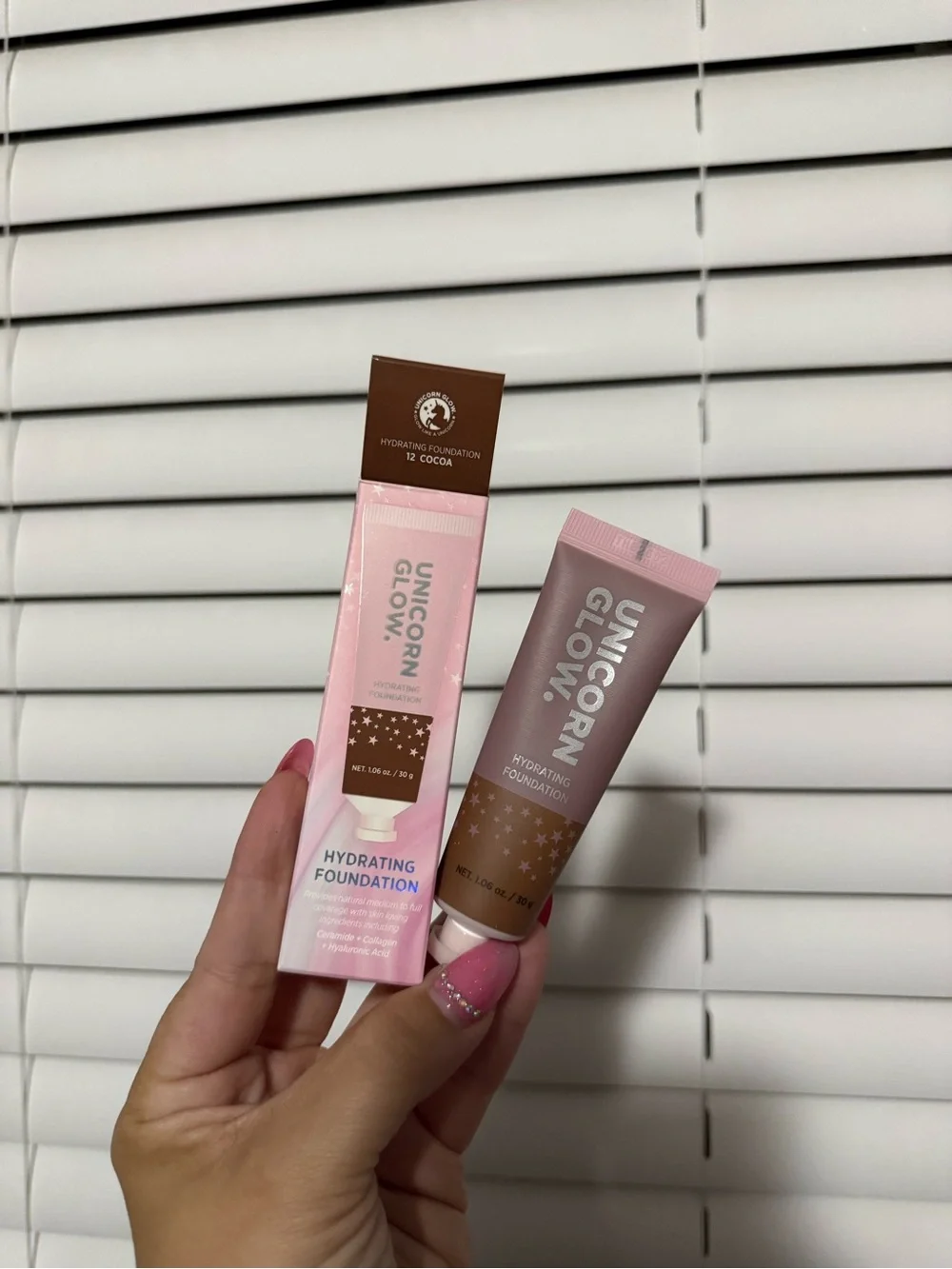 Unicorn glow hydrating foundation